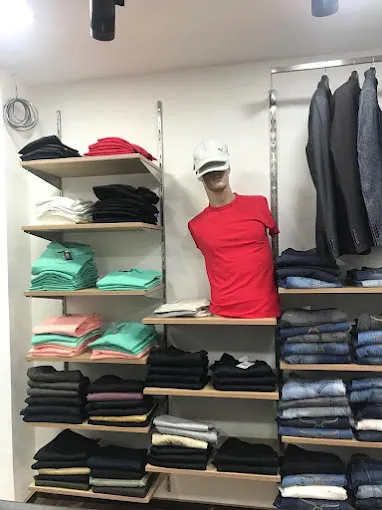 THE FACTORY OUTLET